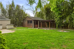 121 Prospect St, Warwick, RI 02886 - Photo 46