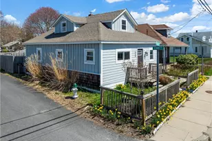 458 Park Ave, Portsmouth, RI 02871 - Photo 2