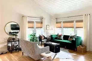 11 Eustis Ave, Newport, RI 02840 - Photo 14