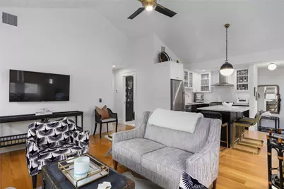 11 Eustis Avenue, Newport, RI 02840 - Photo 12