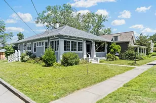 1102 Buttonwoods Ave, Warwick, RI 02886 - Photo 14