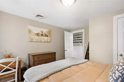 52 Merle Street, Warwick, RI 02889 - Photo 14