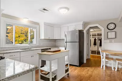 52 Merle Street, Warwick, RI 02889 - Photo 10