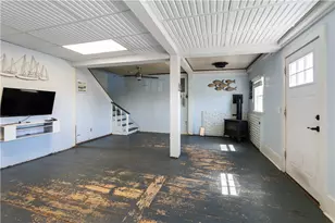 458 Park Ave, Portsmouth, RI 02871 - Photo 8
