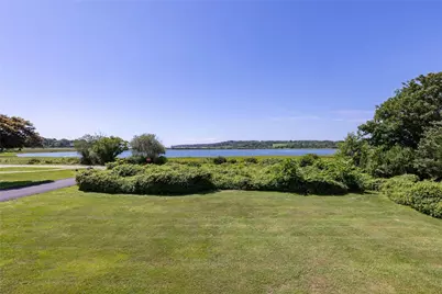 38 Pierce Avenue, Jamestown, RI 02835 - Photo 4