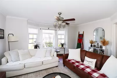 315 Broadway Way #2, Newport, RI 02840 - Photo 8