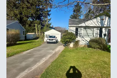 3 Wood Road, Middletown, RI 02842 - Photo 2