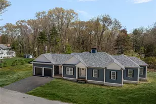 11 Fox Run Trail, Smithfield, RI 02917 - Photo 4