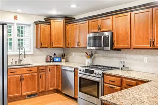 3 Haines Park Rd, Barrington, RI 02806 - Photo 10