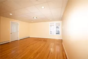 43 Rivulet St, Woonsocket, RI 02895 - Photo 12