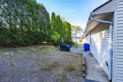 7 Plymouth Road, North Providence, RI 02904 - Photo 44