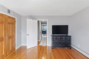 91 Evergreen St, Providence, RI 02906 - Photo 24