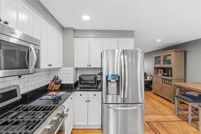 91 Evergreen Street, Providence, RI 02906 - Photo 12