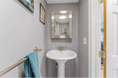 91 Evergreen Street, Providence, RI 02906 - Photo 16