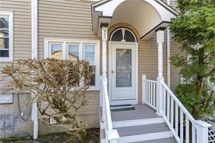91 Evergreen St, Providence, RI 02906 - Photo 4