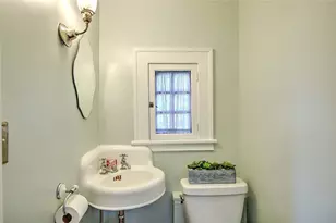 505 Lloyd Ave, Providence, RI 02906 - Photo 24