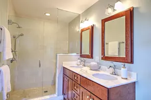 505 Lloyd Ave, Providence, RI 02906 - Photo 28