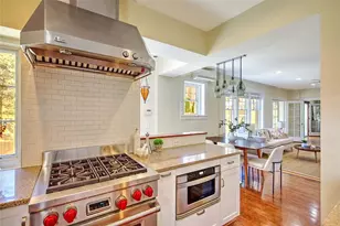 505 Lloyd Ave, Providence, RI 02906 - Photo 20
