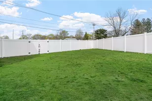 488 Long St, Warwick, RI 02886 - Photo 40