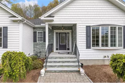 136 Rome Court, Cranston, RI 02921 - Photo 6
