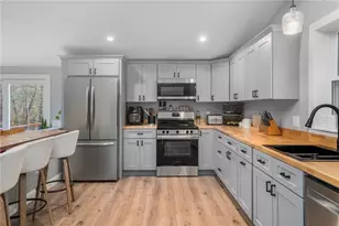 43 Weeks Hill Rd, Coventry, RI 02827 - Photo 10