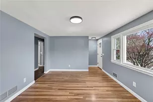 45 Winthrop Rd, Warwick, RI 02888 - Photo 10