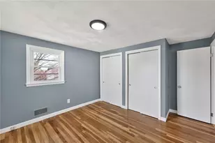 45 Winthrop Rd, Warwick, RI 02888 - Photo 16