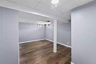 45 Winthrop Rd, Warwick, RI 02888 - Photo 24
