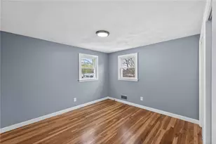 45 Winthrop Rd, Warwick, RI 02888 - Photo 14