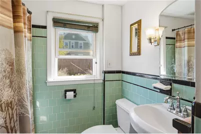 12 Hemlock Avenue, Cranston, RI 02910 - Photo 8