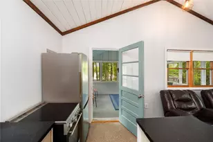 25 Melissa Ln, Burrillville, RI 02859 - Photo 18