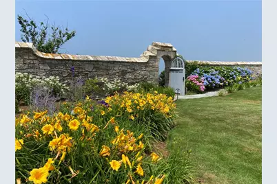 61 Ledge Road #J, Newport, RI 02840 - Photo 34