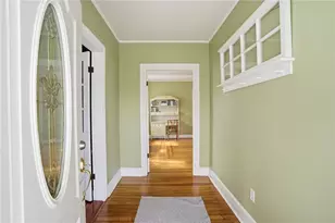 77 Majestic Ave, Warwick, RI 02888 - Photo 10