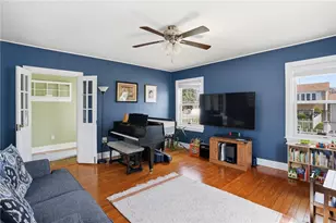 77 Majestic Ave, Warwick, RI 02888 - Photo 12