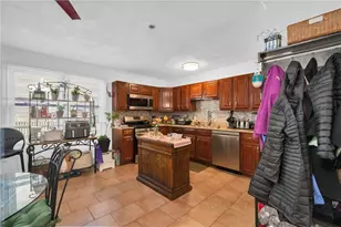 434 Linden St, Fall River, MA 02720 - Photo 18