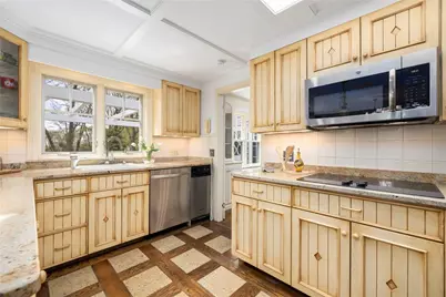 230 Kirby Avenue, Warwick, RI 02889 - Photo 12