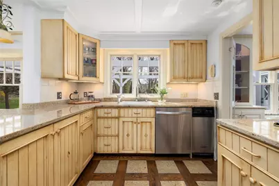 230 Kirby Avenue, Warwick, RI 02889 - Photo 14