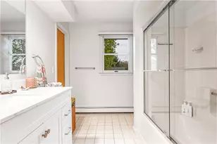 84 Lynde St, Providence, RI 02908 - Photo 16