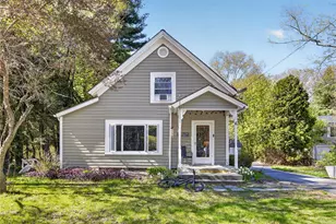 6 North Rd, Foster, RI 02825 - Photo 2