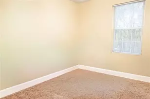 89 Dedham Ave, Providence, RI 02909 - Photo 16
