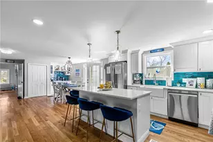 391 Valley Rd, Middletown, RI 02842 - Photo 8