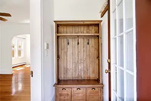 91 4th St, Providence, RI 02906 - Photo 4