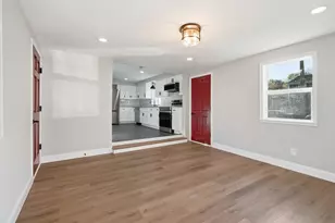 73 Tucker St, Lincoln, RI 02865 - Photo 6