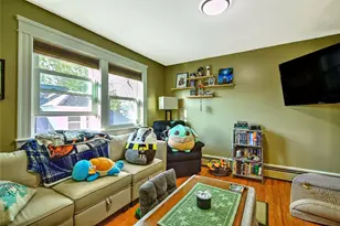 117 Cole Ave, Providence, RI 02906 - Photo 28