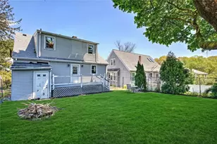 7 Hemlock Dr, Johnston, RI 02919 - Photo 30