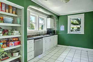 7 Hemlock Dr, Johnston, RI 02919 - Photo 12