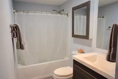 66 Girard Avenue #309, Newport, RI 02840 - Photo 8