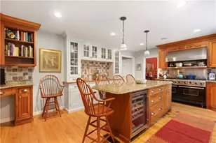 1 Pierce Ct, Barrington, RI 02806 - Photo 4