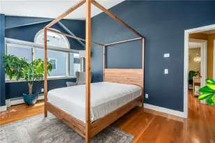5 Amy St, Providence, RI 02906 - Photo 16