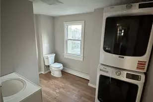 8 Lake Ct Ct, Hopkinton, RI 02804 - Photo 6